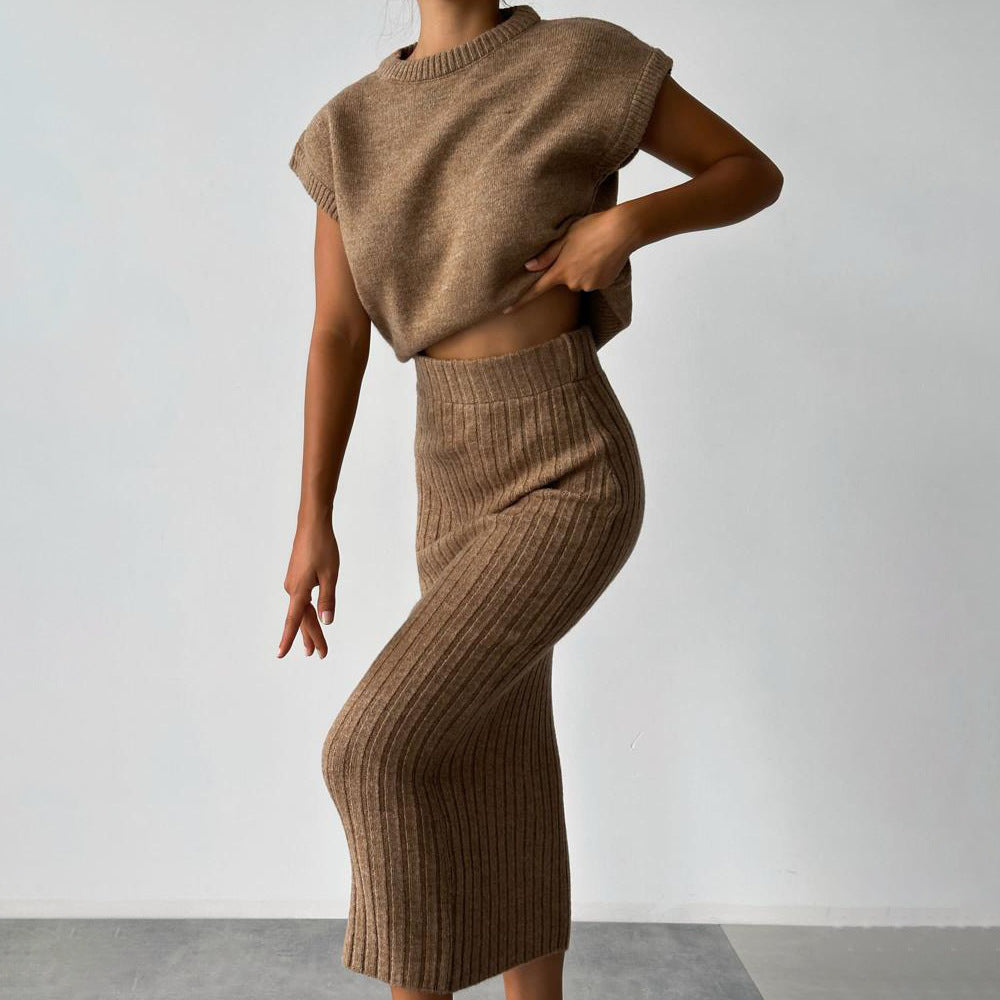 Sweater Suit Women's Sleeveless Pullover Coat Skirt -