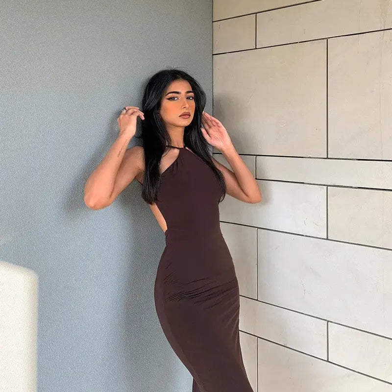 Rochie Maxi Halter Elegantă - Spate Degolit, Vară 2025 -