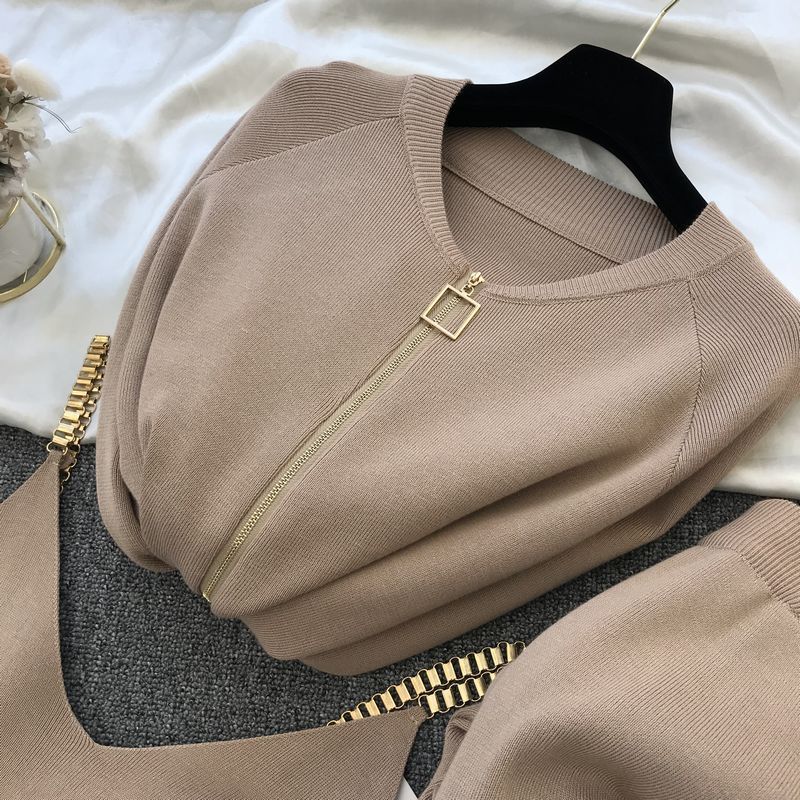 Three-piece knitted vest -