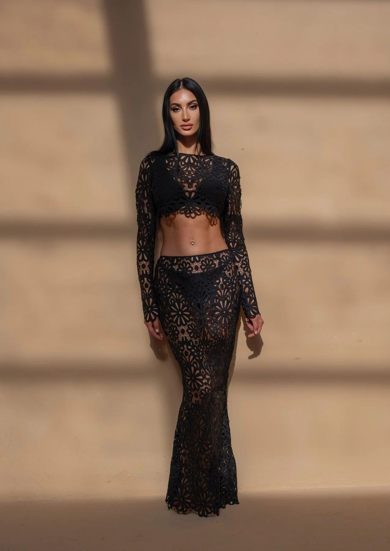 European And American Ladies Slim Fit Hollow-out Lace Tops Skirt Two-piece Suit -