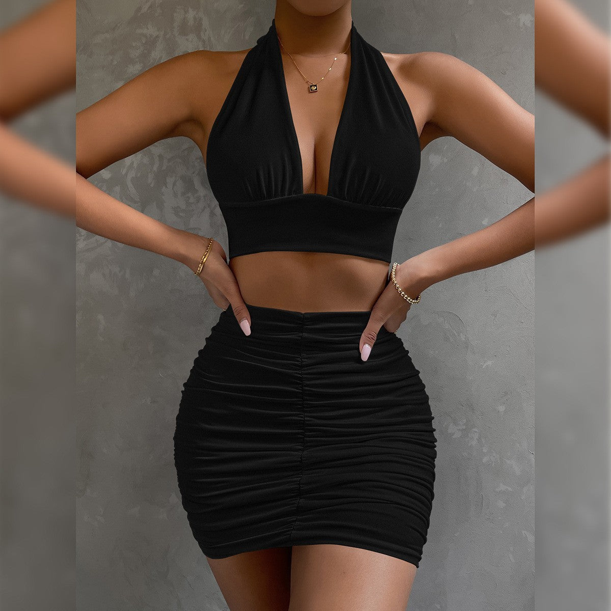 Set Vară - Top Halter Reglabil, Fustă Pliuri Scurtă -