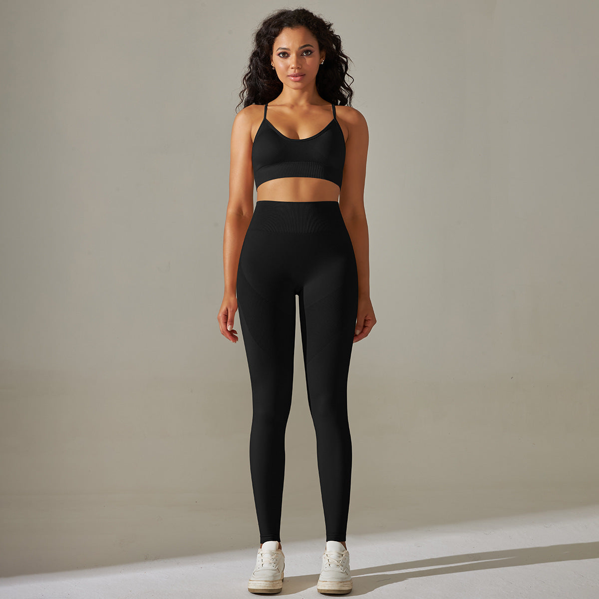 Seamless Sports Back Lifting Hip Tight Pants Yoga Clothing Set -