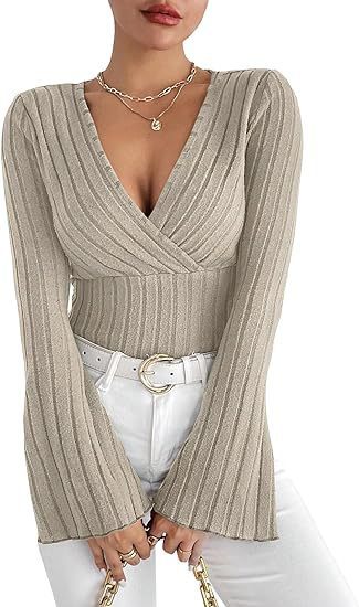 Bluză Feminină cu Dungi, Decolteu V - Slim Fit, Mânecă Lungă -
