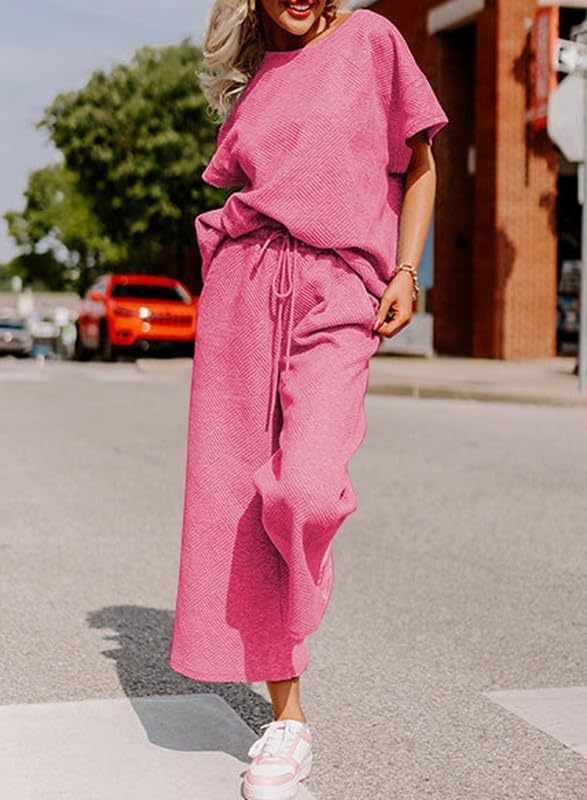 Solid Color Texture Casual Fashion Women's Wear Short-sleeved Trousers Two-piece Set -