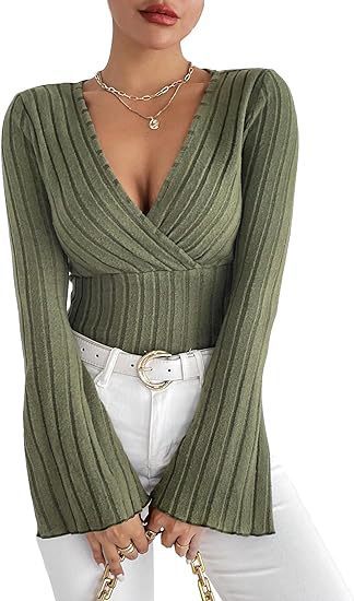 Bluză Feminină cu Dungi, Decolteu V - Slim Fit, Mânecă Lungă -
