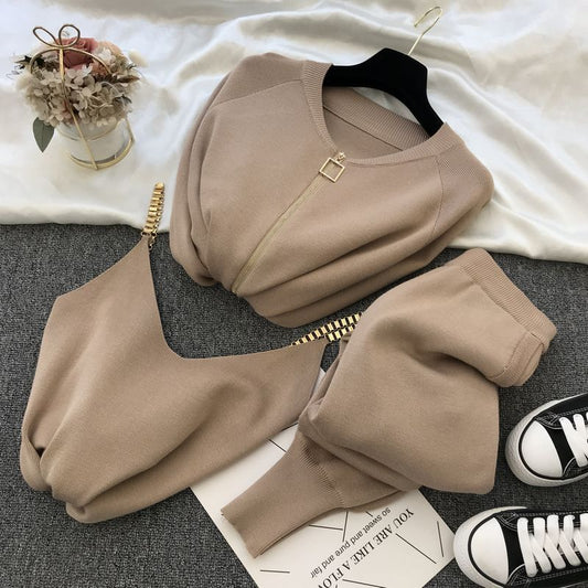 Three-piece knitted vest -
