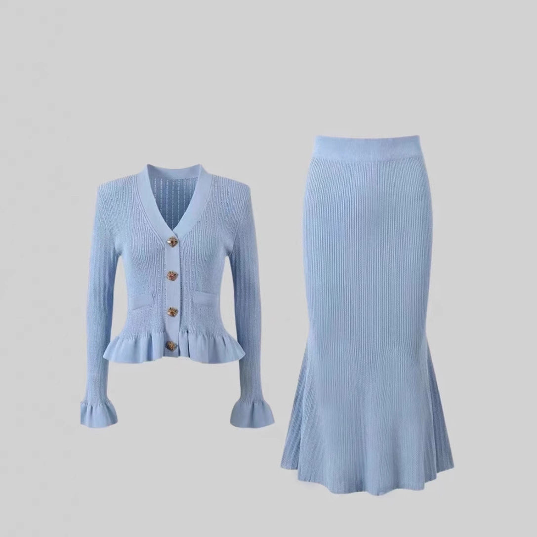 Ruffled V-neck Hip With A Set Of Suit -