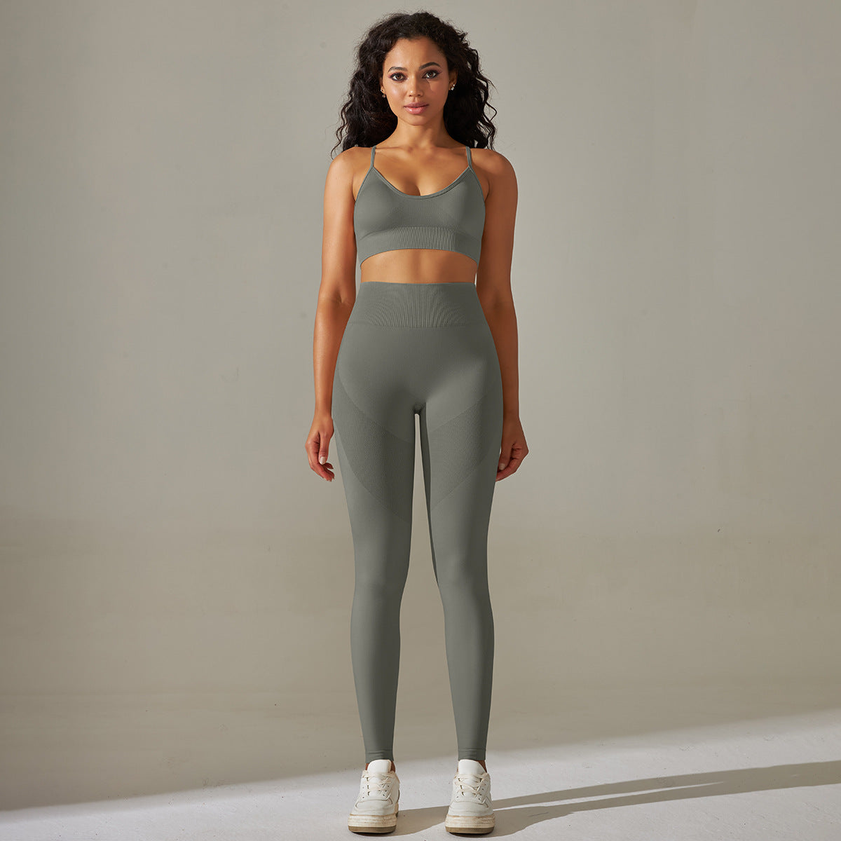 Seamless Sports Back Lifting Hip Tight Pants Yoga Clothing Set -