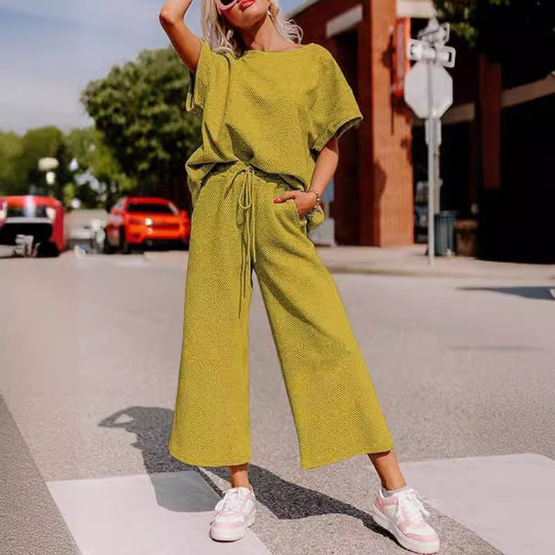 Solid Color Texture Casual Fashion Women's Wear Short-sleeved Trousers Two-piece Set -