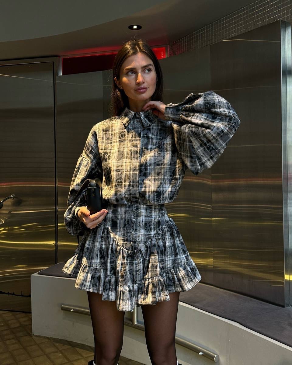 Women's Plaid Design Ruffled Suit -