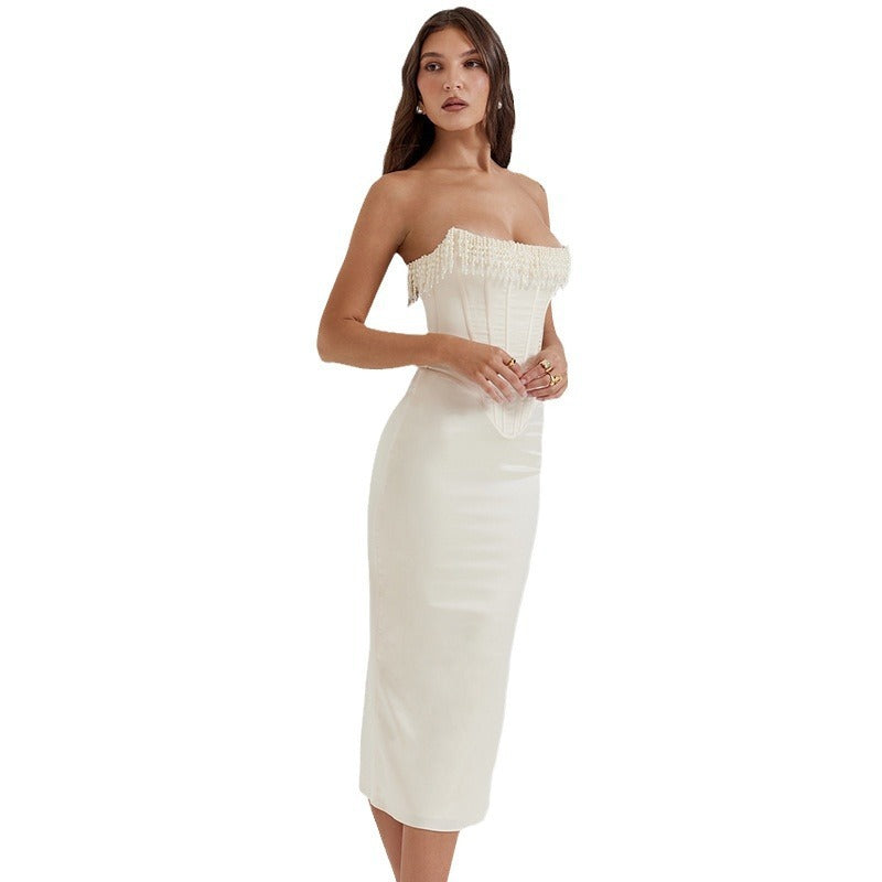 Rochie de Seară - Umeri Liberi, Decor Nervuri și Perle -